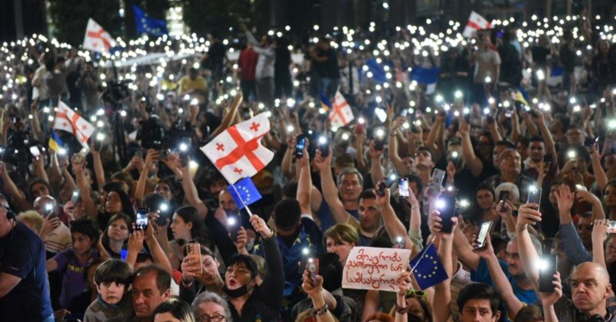 Tens Of Thousands Resume Pro-EU, Anti-Government Rallies In Georgia...
