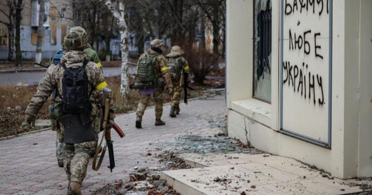 Ukraine border guards repel four Russian assaults in Bakhmut.