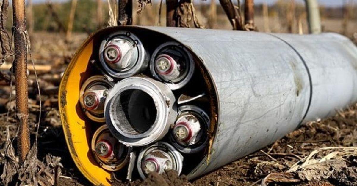Russians use cluster munitions in Donetsk region, three civilians i...