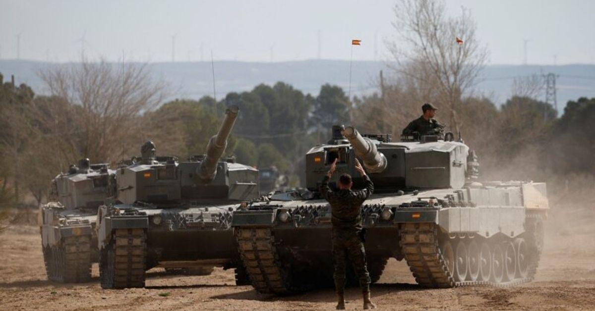 Ukrainian Troops Wrap Up Leopard Tank Training In Spain.