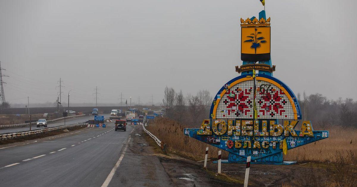 Prosecutors: Russian airstrike on Kostiantynivka in Donetsk Oblast ...