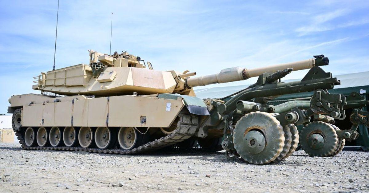 Military denies media report about pulling Abrams tanks from front.