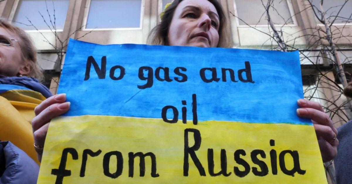 EU sanctions against Russia will include oil embargo - said journal...