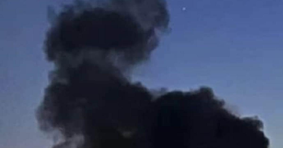 Russians launch airstrike on Sumy, power outages may result.