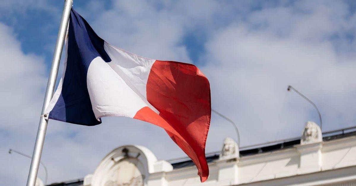 France accuses Russia of intimidation after French ambassador is su...