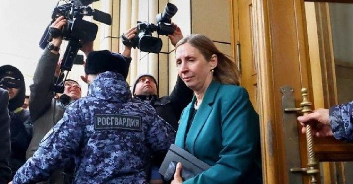 New U.S. ambassador to Russia heckled by crowd in Moscow